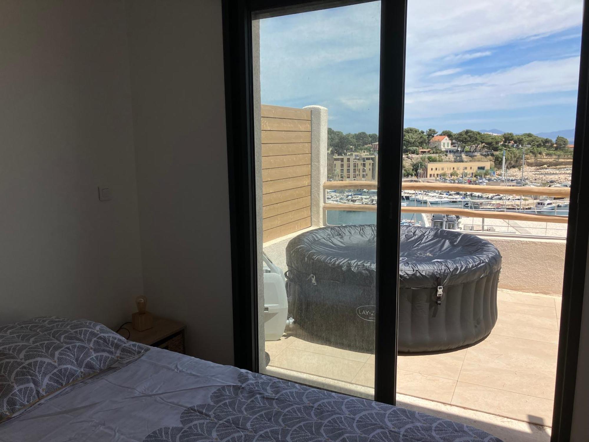 卡里勒鲁埃T2 Vue Sur Le Port Jacuzzi Terrasse Et Parking公寓 外观 照片