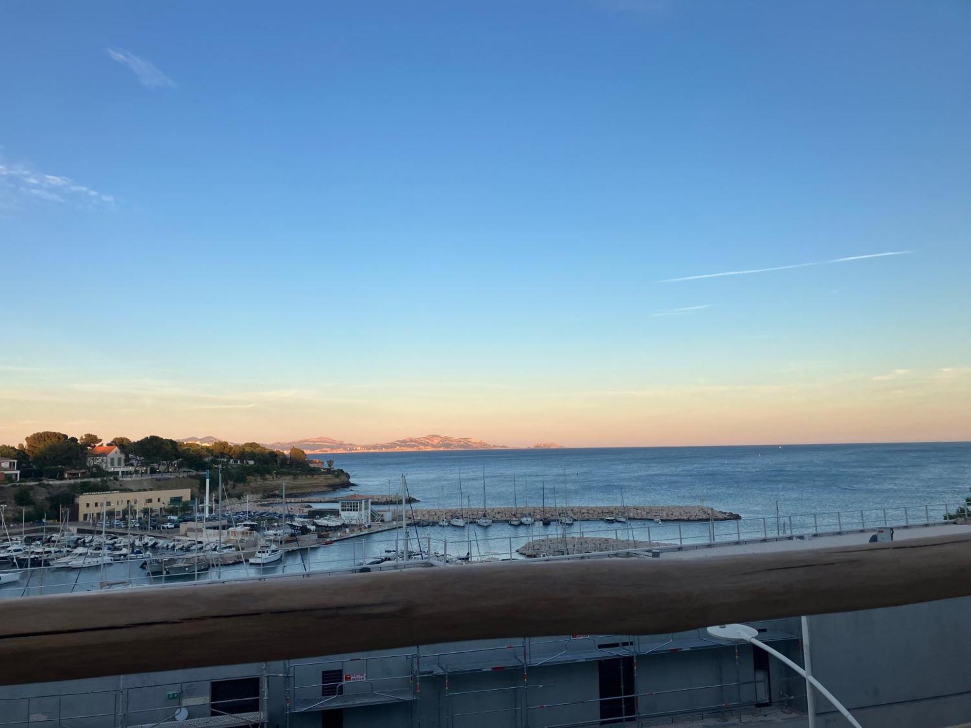 卡里勒鲁埃T2 Vue Sur Le Port Jacuzzi Terrasse Et Parking公寓 外观 照片